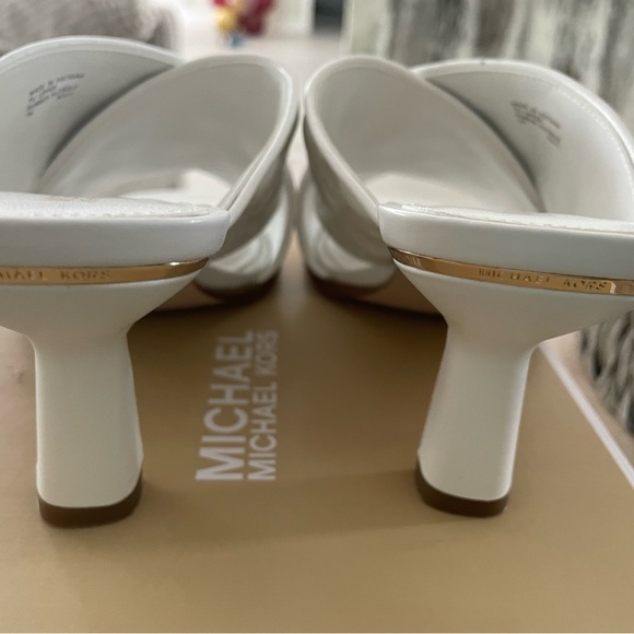 Michael Kors Heels White Sz 7 - Picture 4 of 5